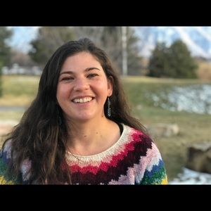 Meet your Posher, Elizabeth